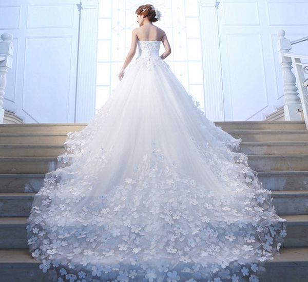 2017 selling custom made a line red wedding dresses 2018 vestido de noiva casamento tulle hand flowers robe de mariage bridal gowns, White
2017 selling custom made a line red wedding dresses 2018 vestido de noiva casamento tulle hand flowers robe de mariage bridal gowns, White