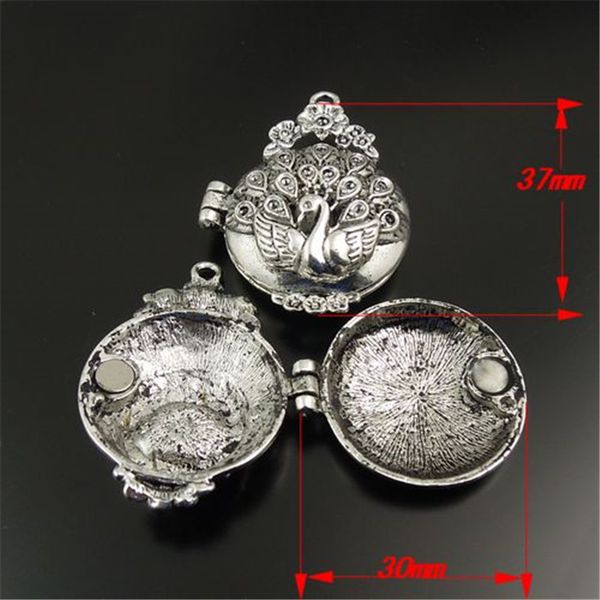 3pcs antique style silver tone locket/prayer box pendants charms findings 37*30*14mm jewelry making, Bronze;silver
3pcs antique style silver tone locket/prayer box pendants charms findings 37*30*14mm jewelry making, Bronze;silver