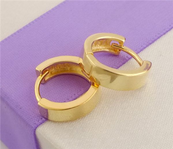 wholesale- shuangr fashion simple gold color ear jewelry hoop earrings for women brincos femme, Golden;silver
wholesale- shuangr fashion simple gold color ear jewelry hoop earrings for women brincos femme, Golden;silver