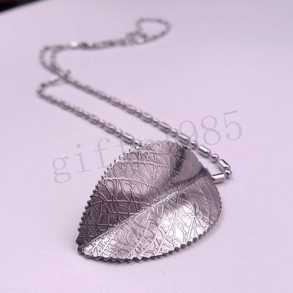 women's charm stainless steel fine leaves veins clear 24" necklace chain choose, Silver
women's charm stainless steel fine leaves veins clear 24" necklace chain choose, Silver