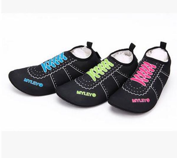 2017 outdoor Water skiing Swimming shoes movement barefoot Stick skin Soft shoes Beach Men women Diving shoes Free shipping
2017 outdoor Water skiing Swimming shoes movement barefoot Stick skin Soft shoes Beach Men women Diving shoes Free shipping