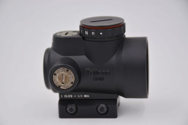 TAN Trijicon MRO Red Dot и оптический прицел ночного видения Тактический прицел 20мм прицел для охотничьего ружья
TAN Trijicon MRO Red Dot и оптический прицел ночного видения Тактический прицел 20мм прицел для охотничьего ружья