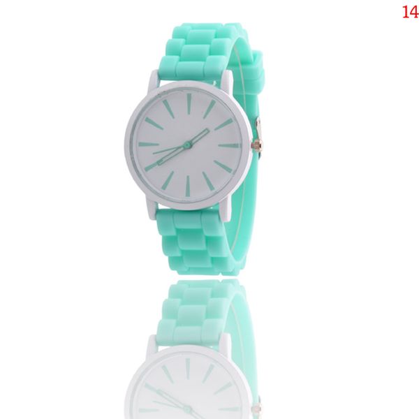 vansvar fashion women silicone watch casual quartz watch ladies wrist watch relogio feminino montre femme gift, Slivery;brown
vansvar fashion women silicone watch casual quartz watch ladies wrist watch relogio feminino montre femme gift, Slivery;brown