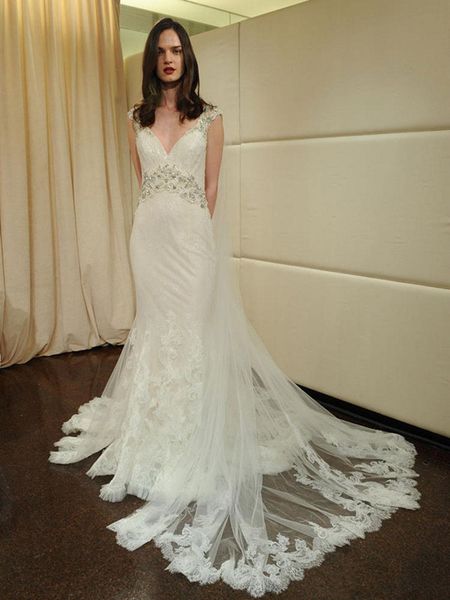 deep back v neck wedding dresses 2019 new lace crystal handmade rhinestones mermaid bridal gowns custom made appliques, White
deep back v neck wedding dresses 2019 new lace crystal handmade rhinestones mermaid bridal gowns custom made appliques, White