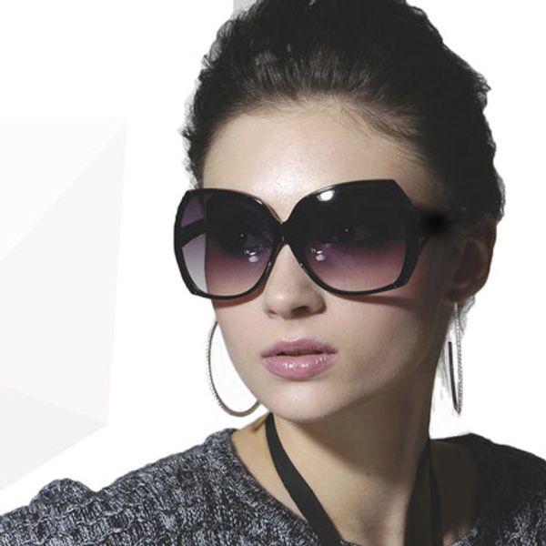 wholesale- 2017 sun glasses for women men oculos vintage ray brand designer luxury fashion uv400, White;black
wholesale- 2017 sun glasses for women men oculos vintage ray brand designer luxury fashion uv400, White;black