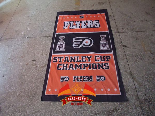 Flyers Football Clubhouse banner, Бесплатная доставка, 100% полиэстер 90 * 150 см, легкие высококачественные ткани, цифровая печать, флаеры Flyers
Flyers Football Clubhouse banner, Бесплатная доставка, 100% полиэстер 90 * 150 см, легкие высококачественные ткани, цифровая печать, флаеры Flyers