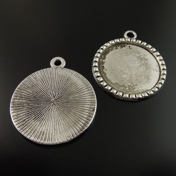 10pcs/lot antique silver round cameo setting alloy pendant charm jewelry finding 30*30*2mm au35483 jewelry making, Bronze;silver
10pcs/lot antique silver round cameo setting alloy pendant charm jewelry finding 30*30*2mm au35483 jewelry making, Bronze;silver