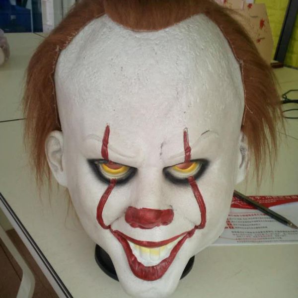 Хэллоуин клоун Маска страшно Джокер Маска Стивена Кинга это маска это Pennywise коспл
Хэллоуин клоун Маска страшно Джокер Маска Стивена Кинга это маска это Pennywise коспл