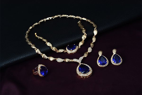 earrings necklaces bracelets rings party jewelry sets fashion women water drop rhinestone 18k gold plated wedding jewelry 4-piece set, Slivery;golden
earrings necklaces bracelets rings party jewelry sets fashion women water drop rhinestone 18k gold plated wedding jewelry 4-piece set, Slivery;golden