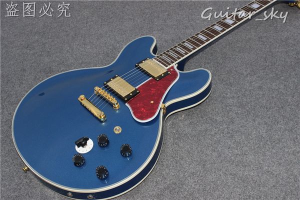 new style jazz electric guitar, metalic blue hollow body guitarra ,some countries ing
new style jazz electric guitar, metalic blue hollow body guitarra ,some countries ing
