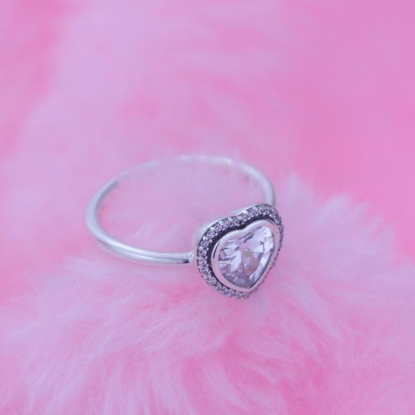 2016 authentic 925 sterling silver rings with clear cz fit for pandora charms jewelry women diy fashion heart fingers ring love charm
2016 authentic 925 sterling silver rings with clear cz fit for pandora charms jewelry women diy fashion heart fingers ring love charm