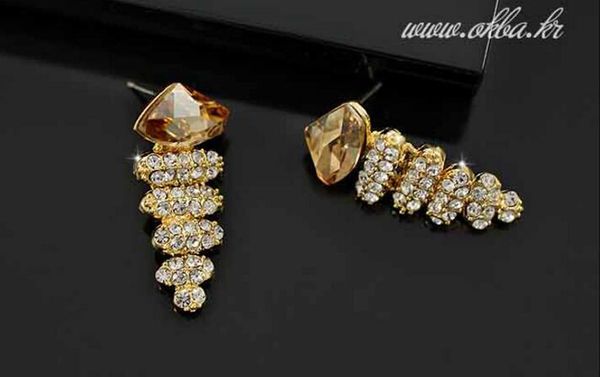 austrian crystal triangle earrings jewelry ladder of love charm earrings jewelry for women gift 2 colors 12pairs min order a78-58, Golden
austrian crystal triangle earrings jewelry ladder of love charm earrings jewelry for women gift 2 colors 12pairs min order a78-58, Golden