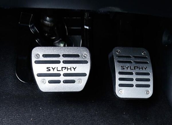 aluminium alloy car clutch pedal,accelerator decoration pedal, brake decoration pedal, footboard for nissan sylphy 2016-2018
aluminium alloy car clutch pedal,accelerator decoration pedal, brake decoration pedal, footboard for nissan sylphy 2016-2018