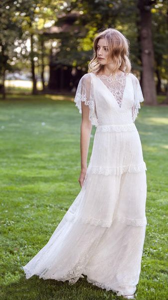 2016 romantic bohemian wedding dresses with short sleeves lace vestido de sweep train a line beach boho sheer bridal gowns, White
2016 romantic bohemian wedding dresses with short sleeves lace vestido de sweep train a line beach boho sheer bridal gowns, White