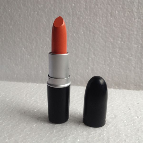 makeup a20 wham lip stick lipstick matte lipstick 3g with name 
makeup a20 wham lip stick lipstick matte lipstick 3g with name