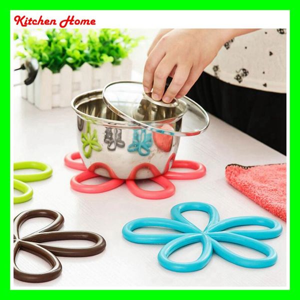 creative plum flower table cups mats holder coaster plastic pvc table cushion placemat non-slip heat resistant table mats
creative plum flower table cups mats holder coaster plastic pvc table cushion placemat non-slip heat resistant table mats
