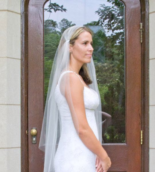 new real image simple romantic cut edge with comb 2t lvory white wedding veil fingertip bridal ve, Black
new real image simple romantic cut edge with comb 2t lvory white wedding veil fingertip bridal ve, Black