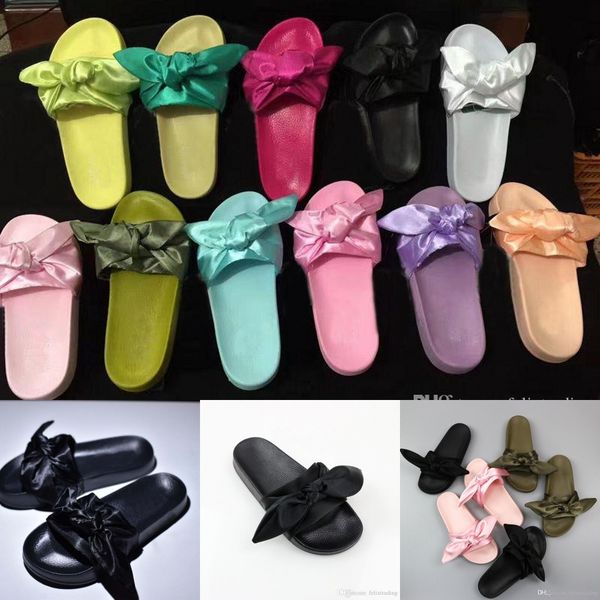 Hot sales 2017 Fenty Rihanna Slippers Bow Bandana Slide Slippers Fenty Bow Slides For Women Indoor Slides With Box and Dust Bags.
Hot sales 2017 Fenty Rihanna Slippers Bow Bandana Slide Slippers Fenty Bow Slides For Women Indoor Slides With Box and Dust Bags.