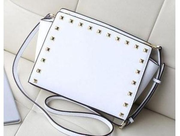 america and rivet europe shoulder handbag fashion high women bag women's bag brand messenger quality single vagub, Red;black
america and rivet europe shoulder handbag fashion high women bag women's bag brand messenger quality single vagub, Red;black
