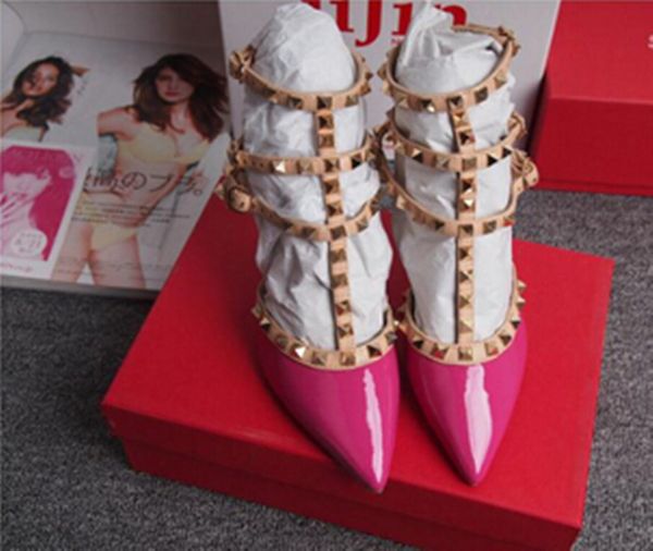 New hot sales femme zapatos mujer valentine 3 straps shoes women Rivets pumps high heels ladies shoes free shipping
New hot sales femme zapatos mujer valentine 3 straps shoes women Rivets pumps high heels ladies shoes free shipping