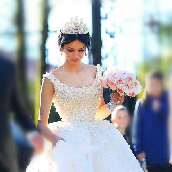 luxury pearls royal wedding dresses ball gown scooped v back bow full lace splendid bridal gowns 2016 robe de mariage, White
luxury pearls royal wedding dresses ball gown scooped v back bow full lace splendid bridal gowns 2016 robe de mariage, White