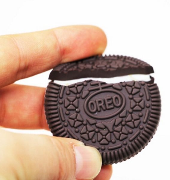 easy magic restored cyril oreo bite cookie oreo bite out cookie close-up tricks props 20pcs yh125
easy magic restored cyril oreo bite cookie oreo bite out cookie close-up tricks props 20pcs yh125