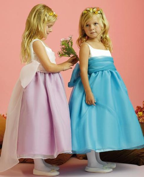 2016 new arrival lovely blue flower girls dresses organza square neckline bow sash little kids dresses pleated ing, White;blue
2016 new arrival lovely blue flower girls dresses organza square neckline bow sash little kids dresses pleated ing, White;blue