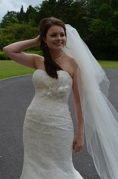 new hight qualityr sale chapel white ivory line edge veil mantilla veil bridal head pieces for wedding dresses, Black
new hight qualityr sale chapel white ivory line edge veil mantilla veil bridal head pieces for wedding dresses, Black