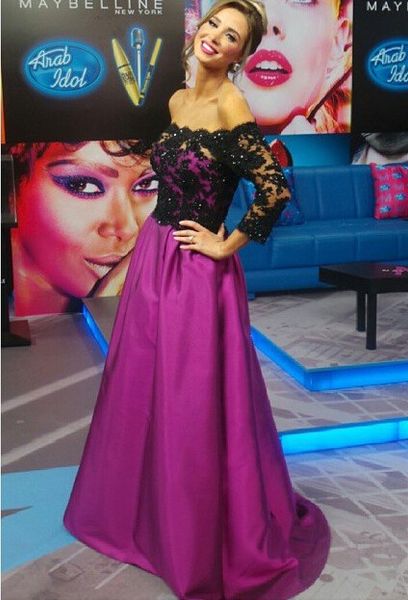 elegant fuchsia 3/4 long sleeve prom dresses 2016 with black sheer lace vestidos de festa a line formal party celebrity gowns
elegant fuchsia 3/4 long sleeve prom dresses 2016 with black sheer lace vestidos de festa a line formal party celebrity gowns