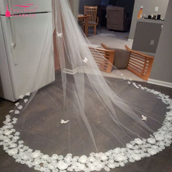 White One Layer Bridal Veil 3D Flower Luxury Tulle Wedding Veil Wedding Accessories voile mariage birdcage vei Z2030
White One Layer Bridal Veil 3D Flower Luxury Tulle Wedding Veil Wedding Accessories voile mariage birdcage vei Z2030