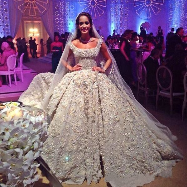 Amazing ball gown wedding dre e 2017 parkling quare neck with rhine tone court train arabic ve tido de novia charming bridal gown
Amazing ball gown wedding dre e 2017 parkling quare neck with rhine tone court train arabic ve tido de novia charming bridal gown