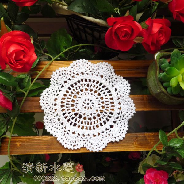 wholesale- handmade 18cm white round decoupage lace doilies crochet table placemats for table decoration accessories 10pcs/lot
wholesale- handmade 18cm white round decoupage lace doilies crochet table placemats for table decoration accessories 10pcs/lot
