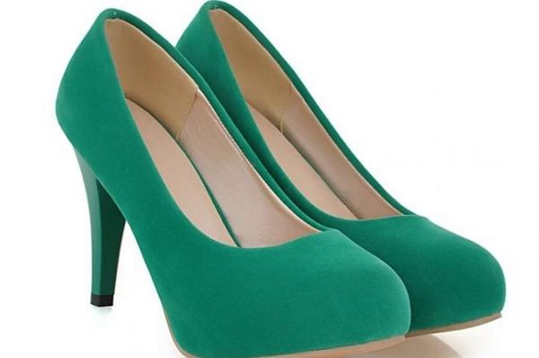 all-match spring shoes with a fine round shallow mouth set foot set foot green black high-heeled high-heeled shoes
all-match spring shoes with a fine round shallow mouth set foot set foot green black high-heeled high-heeled shoes