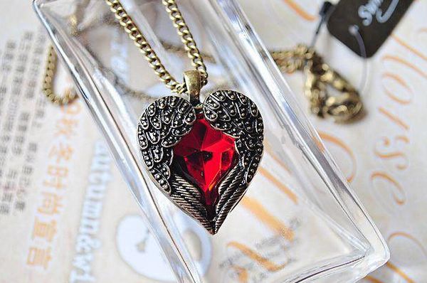 12pcs/lot red diomand necklace long necklace imitation red stone pendant peach heart wings ruby chain 2016 july style in stock, Silver
12pcs/lot red diomand necklace long necklace imitation red stone pendant peach heart wings ruby chain 2016 july style in stock, Silver