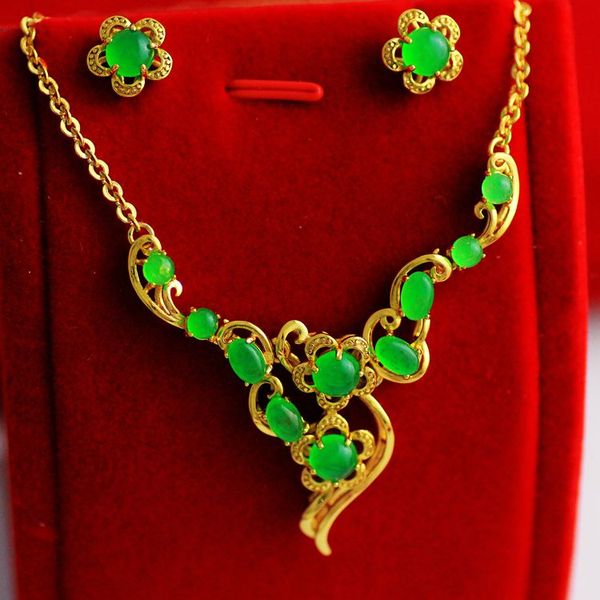 Pulseira, brincos e colar jewelryworld1986 
Pulseira, brincos e colar jewelryworld1986