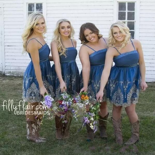 dark navy country style bohemian short bridesmaid dresses 2018 spaghetti straps lace appliques knee length wedding party guest wear, White;pink
dark navy country style bohemian short bridesmaid dresses 2018 spaghetti straps lace appliques knee length wedding party guest wear, White;pink
