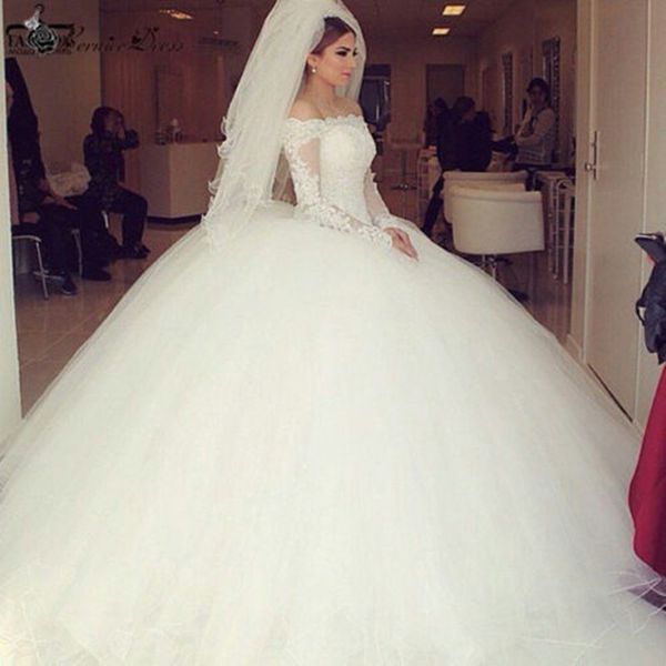 new ball gown princess tulle wedding dress white ivory off shoulder full sleeve unique appliques custom made modern bridal high quality
new ball gown princess tulle wedding dress white ivory off shoulder full sleeve unique appliques custom made modern bridal high quality