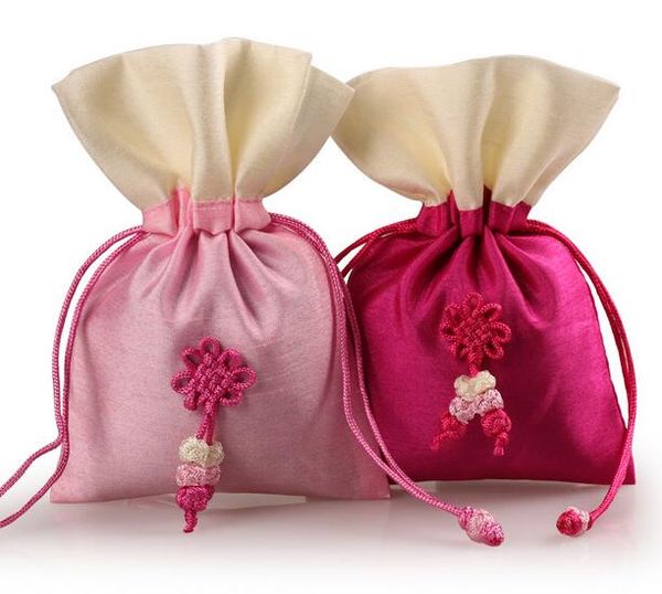 30pcs handmade 10*15cm 2-layer cloth bag with chinese knot jewelry bags candy beads wedding party gift bags, Pink;blue
30pcs handmade 10*15cm 2-layer cloth bag with chinese knot jewelry bags candy beads wedding party gift bags, Pink;blue