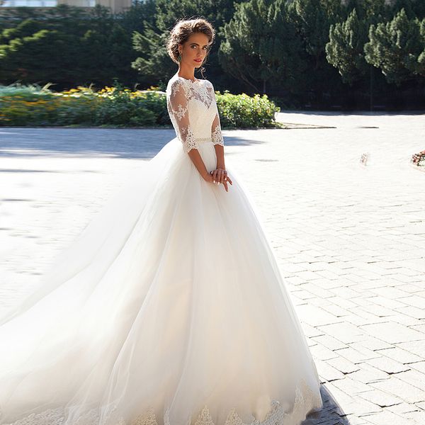 sheer high neck half sleeves elegant ball gowns tulle wedding dress beading sash long train bridal dress vestidos de casamento, White
sheer high neck half sleeves elegant ball gowns tulle wedding dress beading sash long train bridal dress vestidos de casamento, White