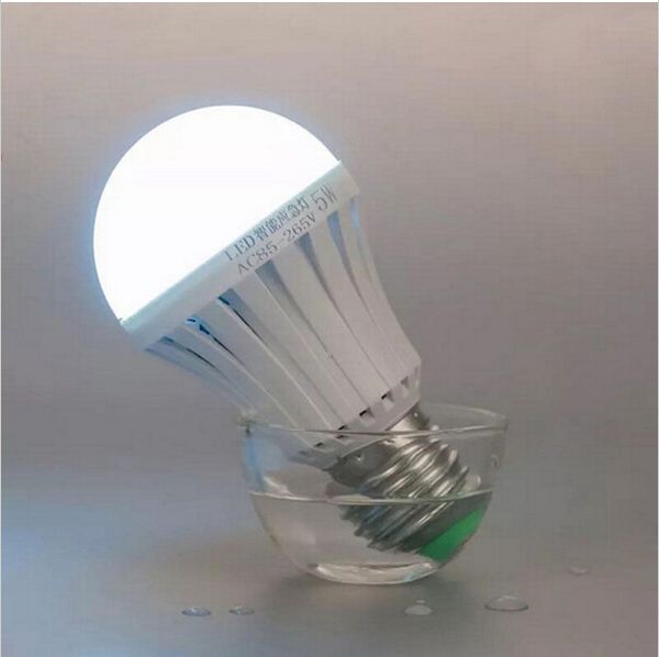 intelligent emergency rechargeable led bulb lamp e27 emergency light home outdoor light 5w 7w 9w 12w ac85-265v
intelligent emergency rechargeable led bulb lamp e27 emergency light home outdoor light 5w 7w 9w 12w ac85-265v