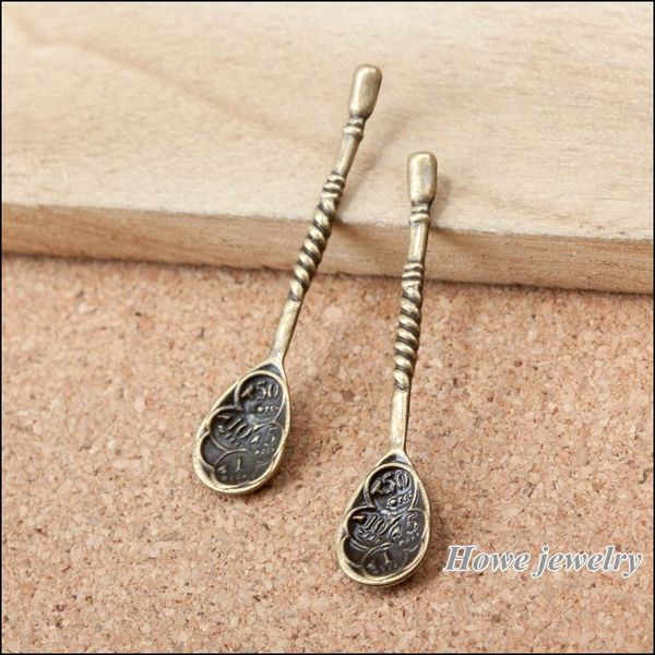 wholesale new 120pcs vintage charms spoon pendant ancient bronze fit bracelets necklace diy metal jewelry making a093, Bronze;silver
wholesale new 120pcs vintage charms spoon pendant ancient bronze fit bracelets necklace diy metal jewelry making a093, Bronze;silver
