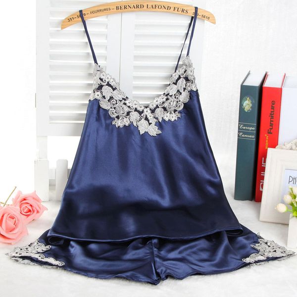 wholesale- 2017 women rayon lace hollow embroidery silk satin shorts and suspenders pajamas famale halter pajamas suit, Black;red
wholesale- 2017 women rayon lace hollow embroidery silk satin shorts and suspenders pajamas famale halter pajamas suit, Black;red