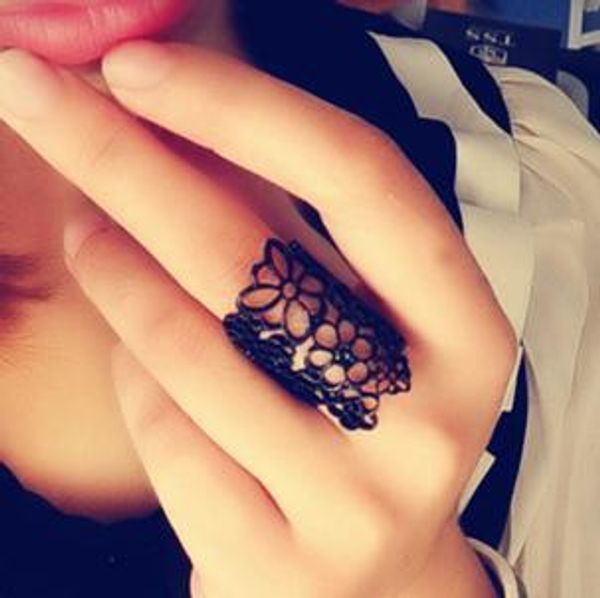 alloy ring with black and gold hollowing out flower, fashion and cool style, hign quality and ing, Golden;silver
alloy ring with black and gold hollowing out flower, fashion and cool style, hign quality and ing, Golden;silver