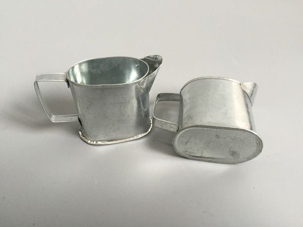 d4*h4cm silvery galvanized buckets mini watering can for small plant succulents pots tin decorative watering cans
d4*h4cm silvery galvanized buckets mini watering can for small plant succulents pots tin decorative watering cans