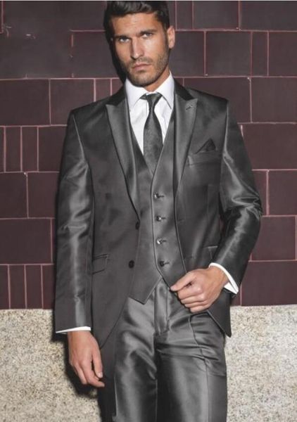 custom made peak lapel two buttons black groom tuxedos suit men's suits three-piece (jacket+pants+tie+vest)show thin, White;black
custom made peak lapel two buttons black groom tuxedos suit men's suits three-piece (jacket+pants+tie+vest)show thin, White;black