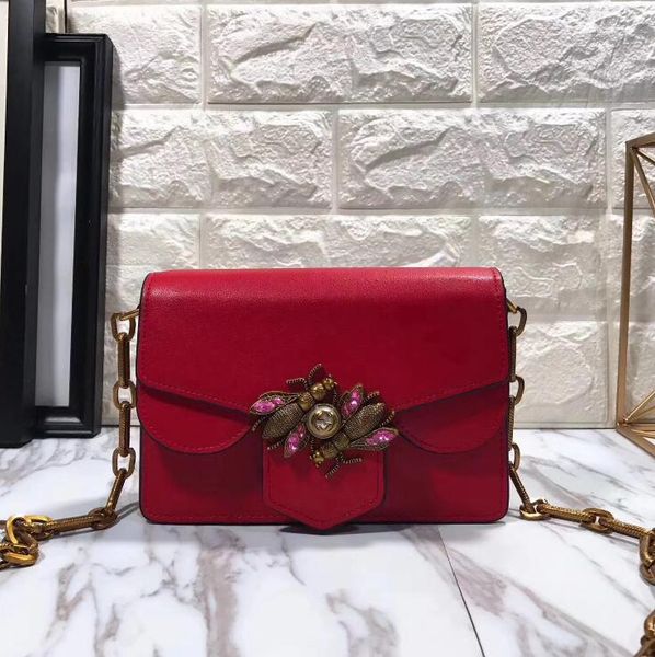 wholesale brand women handbags soft genuine leather bee animal hardware 2 pockects bag size 18*12*4.5cm
wholesale brand women handbags soft genuine leather bee animal hardware 2 pockects bag size 18*12*4.5cm
