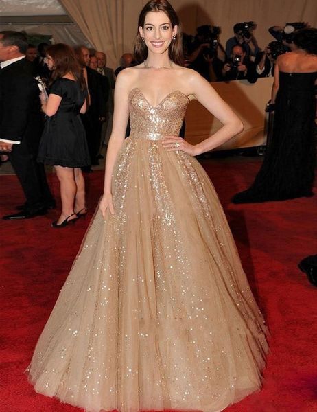 2019 Elegant Sweetheart Tulle A-line Evening Dresses With Sequins Court Train Prom Dresses Robe de soiree Custom Made Cheap
2019 Elegant Sweetheart Tulle A-line Evening Dresses With Sequins Court Train Prom Dresses Robe de soiree Custom Made Cheap