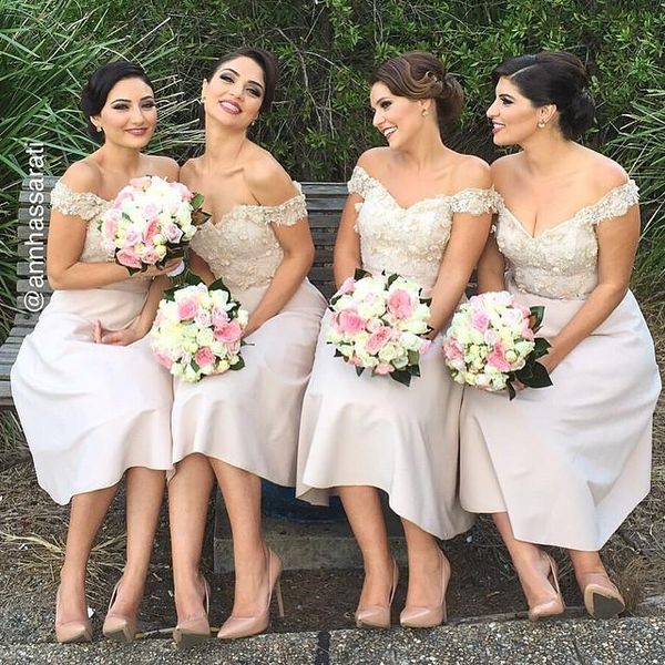 nude pink off shoulder tea length bridesmaid dresses short lace appliques backless satin plus size maid of honor party cocktail gowns
nude pink off shoulder tea length bridesmaid dresses short lace appliques backless satin plus size maid of honor party cocktail gowns