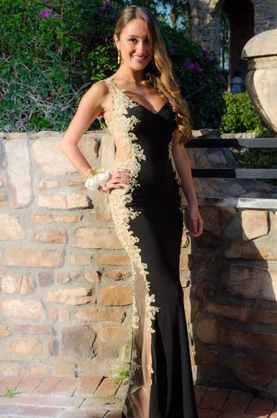 black mermaid evening dresses 2019 v-neck sleeveless sheer back floor length satin with applique long prom gowns formal dress, Black;red
black mermaid evening dresses 2019 v-neck sleeveless sheer back floor length satin with applique long prom gowns formal dress, Black;red