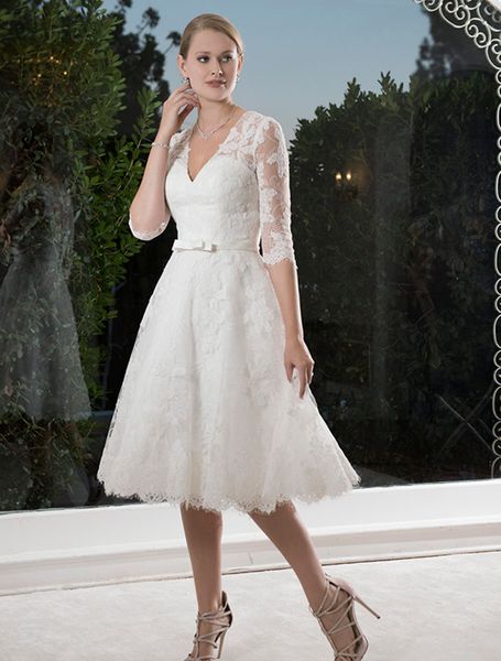 Vintage Tea Length Lace Modest Wedding Dresses 2016 With 3/4 Sleeves V neck Sheer Sleeves Informal Reception Wedding Gowns Vestidos De Novia
Vintage Tea Length Lace Modest Wedding Dresses 2016 With 3/4 Sleeves V neck Sheer Sleeves Informal Reception Wedding Gowns Vestidos De Novia